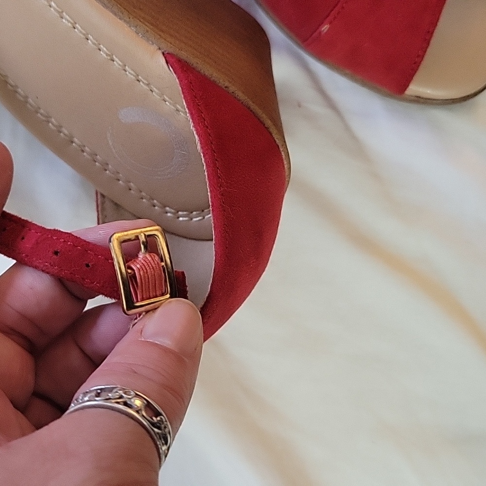 Red wedges - Picture 6 of 6